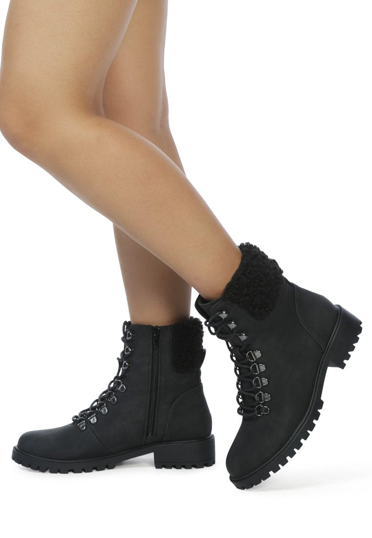 Dolon Lace Up Fur Collar Ankle Boots