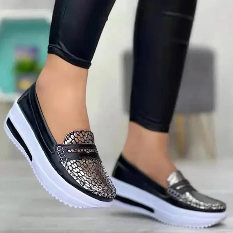 Luxury Designer Women Fashion Loafers Breathable Slip-On Vulcanized